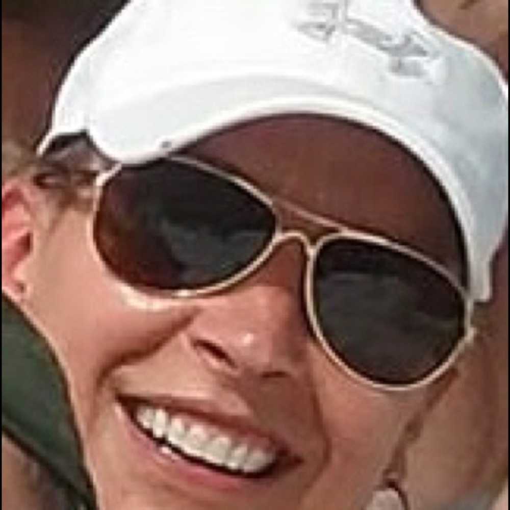 Meet your Posher, Deb